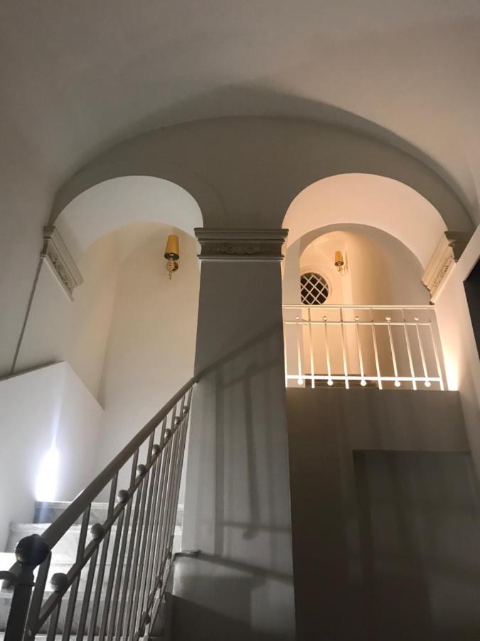 Motta Palace Apartments & Rooms Motta SantʼAnastasia Extérieur photo