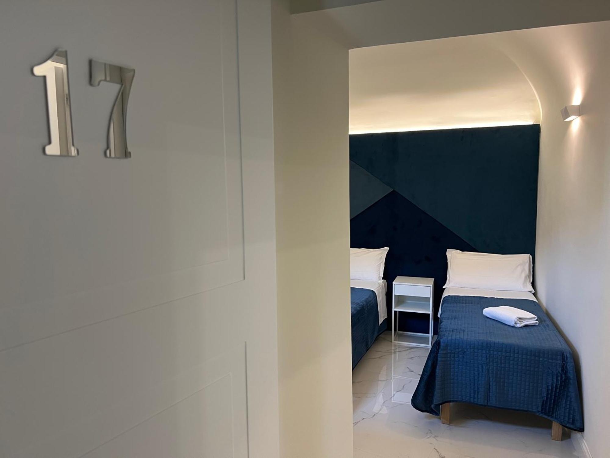 Motta Palace Apartments & Rooms Motta SantʼAnastasia Extérieur photo